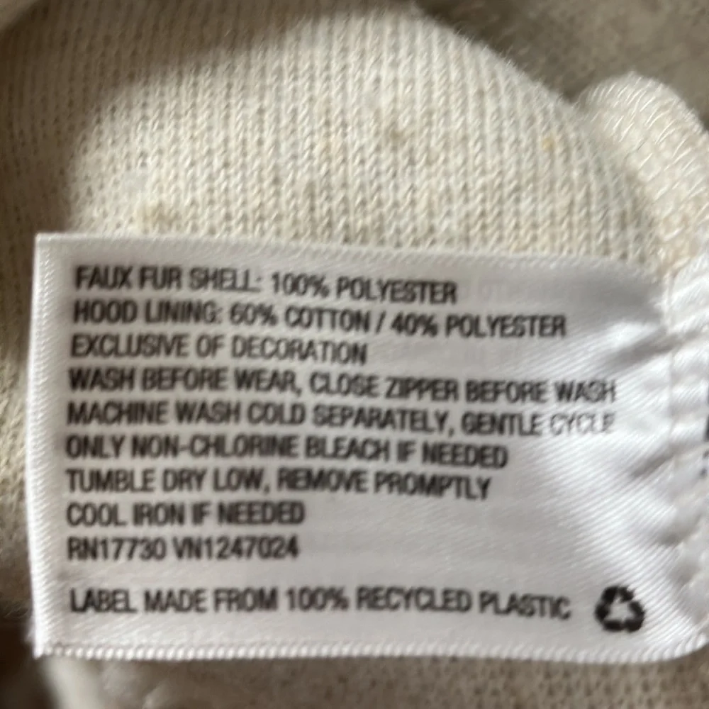 Art Class, Med -8/10, Super Soft Sherpa Fleece Jacket, half Zip, hooded, pockets